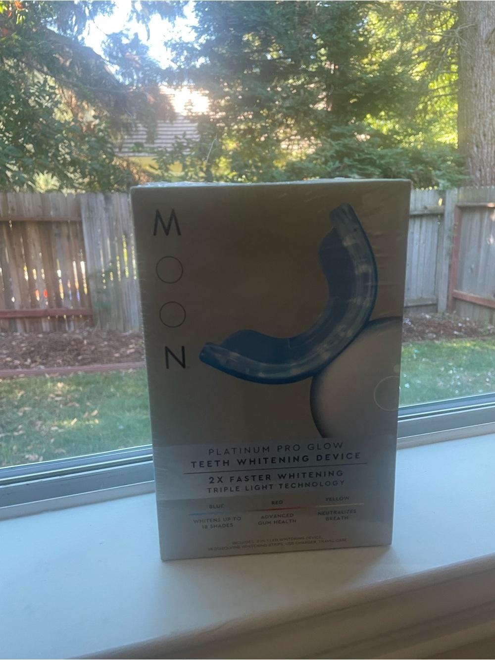 Moon Platinum Pro Glow Teeth Whitening Device New And Sealed